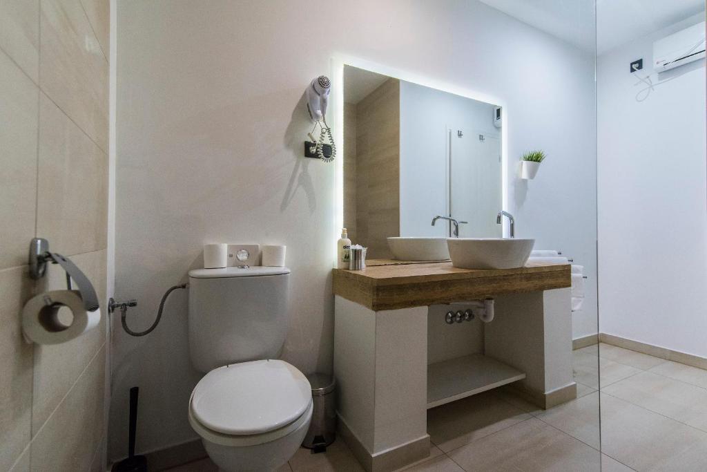 Hotel Cool Zagreb Airport photo