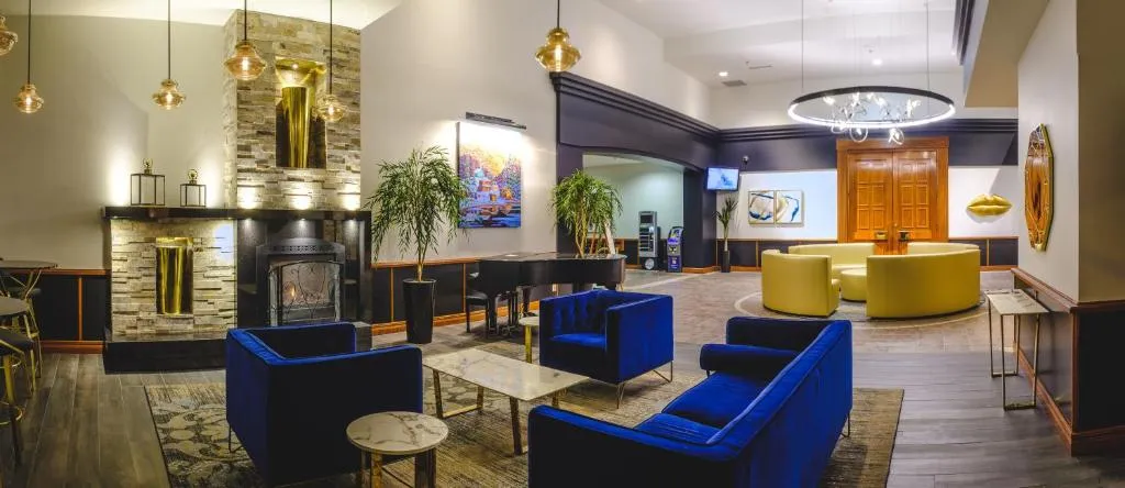 Hotel Le Montagnais, hotel in Saguenay