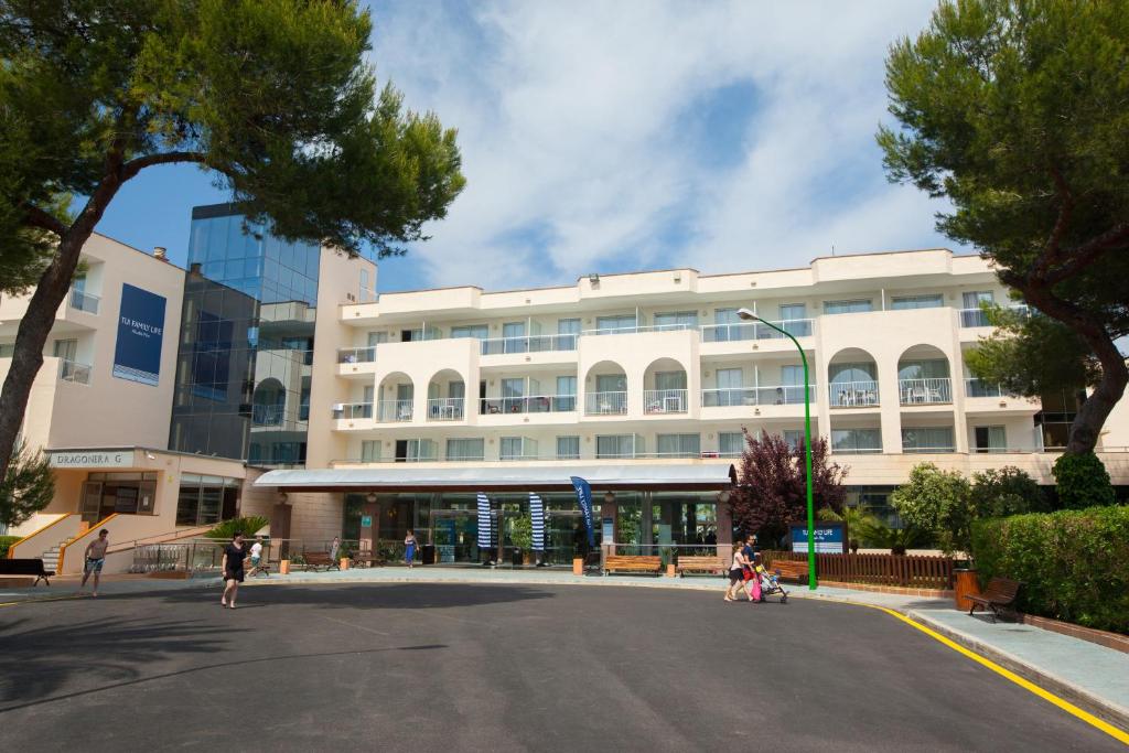 Grupotel Alcudia Pins photo