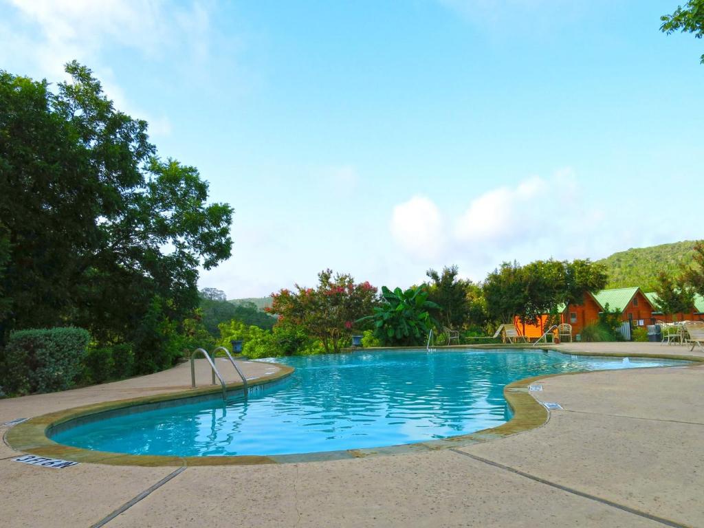 Medina Highpoint RV Resort — Hotel in Fair Oaks Ranch