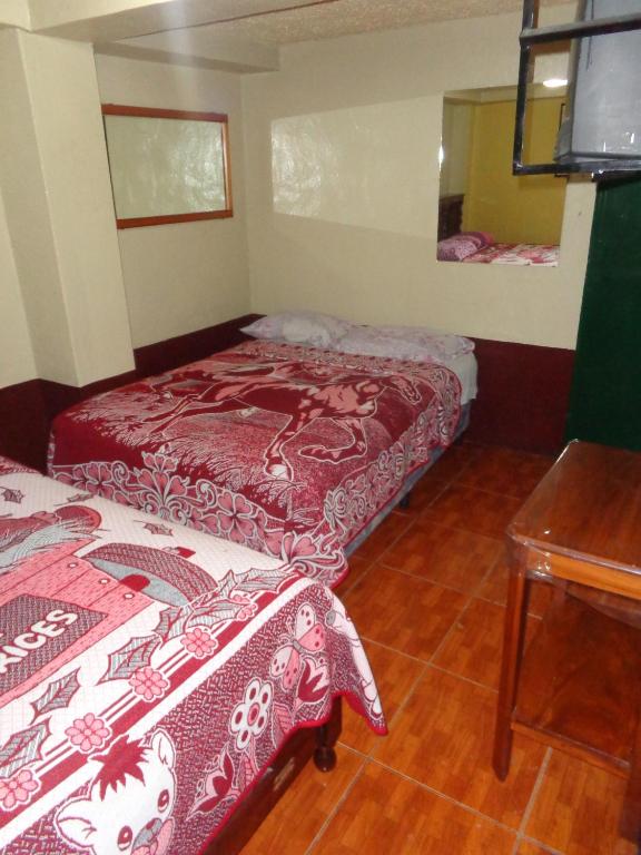 Hotel Landivar Zona 7 photo