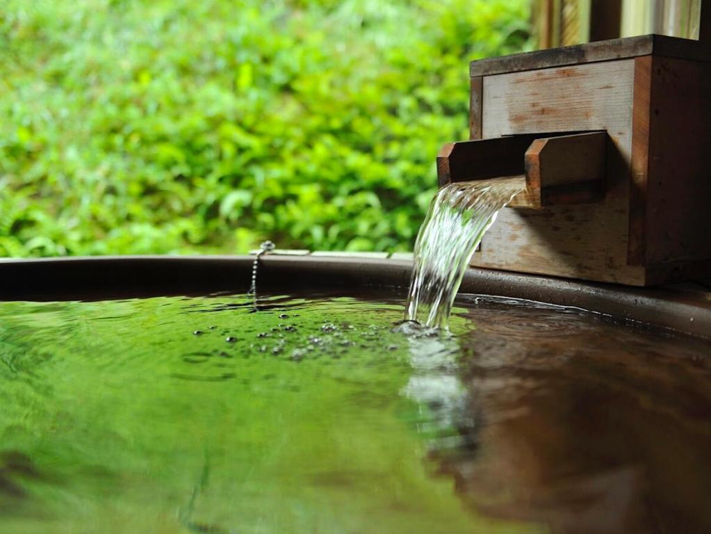 Open air bath