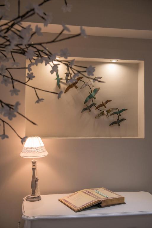 Irini Hotel — Hotel rooms in Heraklion