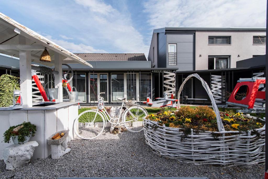 Hotel Cool Zagreb Airport, Velika Gorica 2024 Updated Prices, Deals