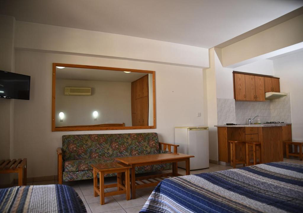 Elysso Apartments photo