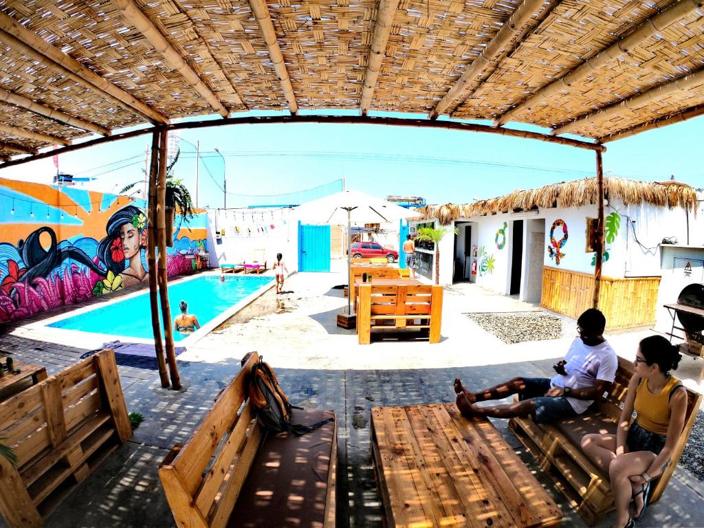 Surfari Punta Rocas - 1