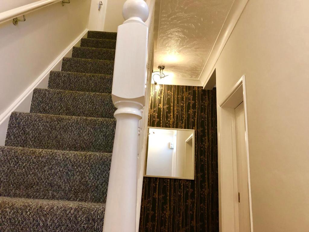 Little Connaught, Portsmouth photo 8