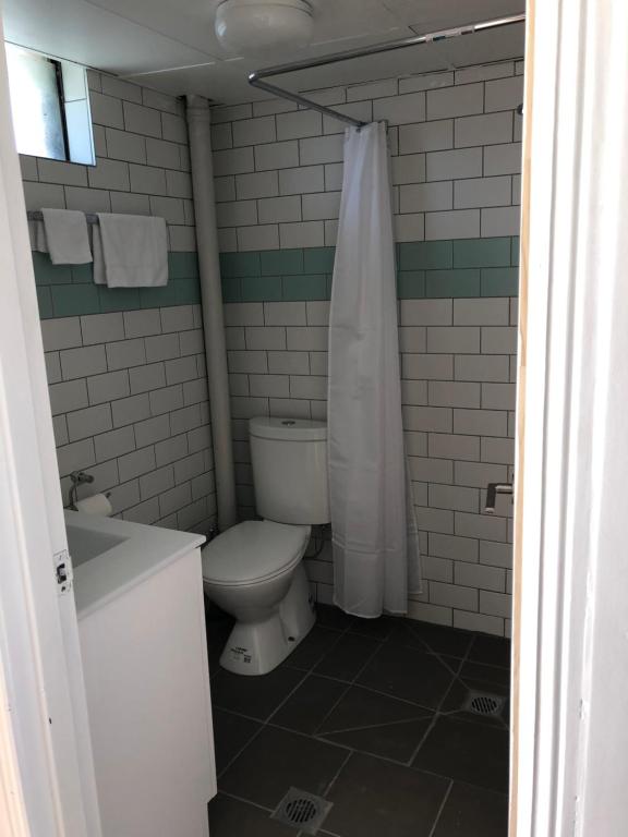 Colony Inn Hotel photo