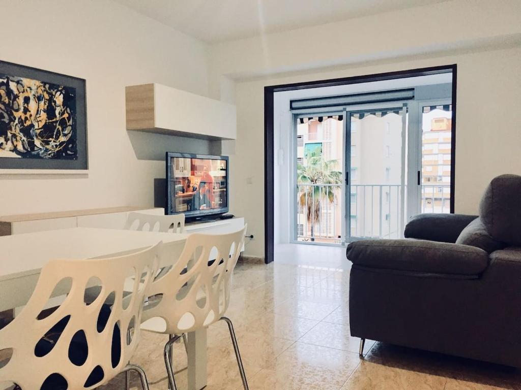 Apartamento en playa Gandia con piscina y parking - 1