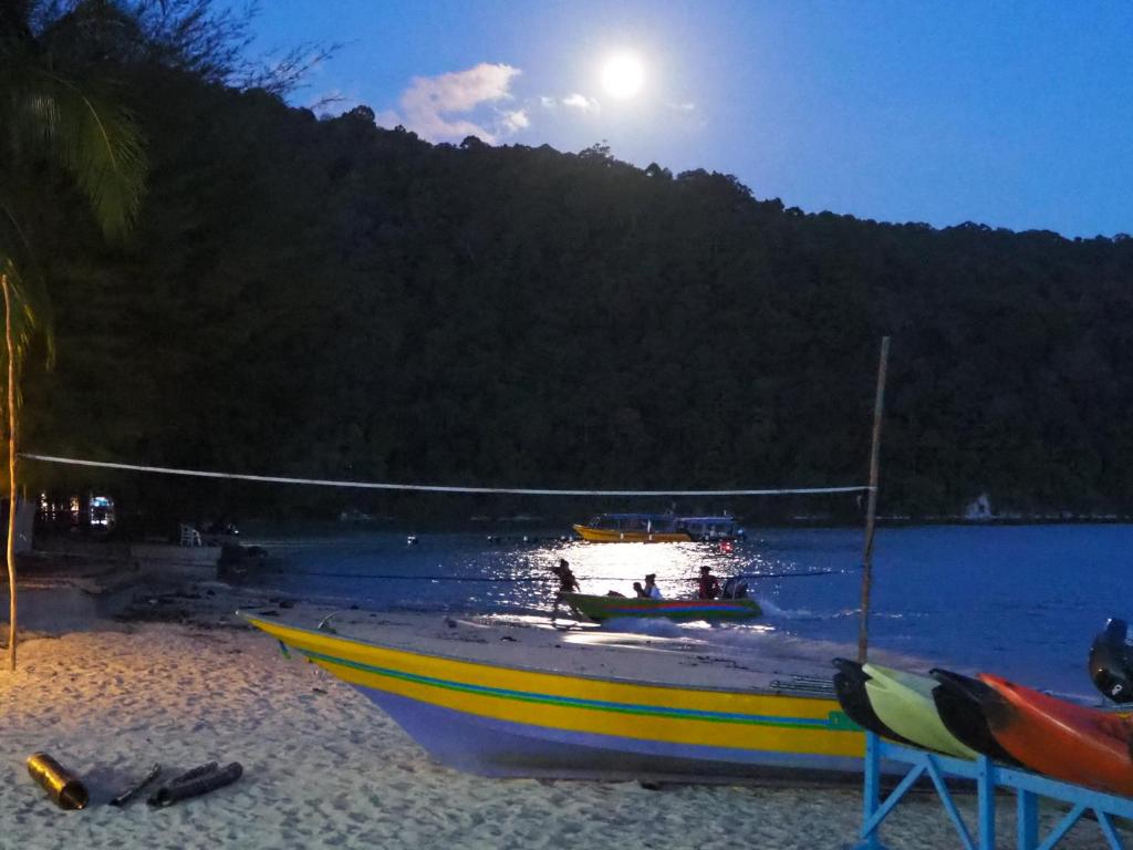 Samudra Beach Chalet photo