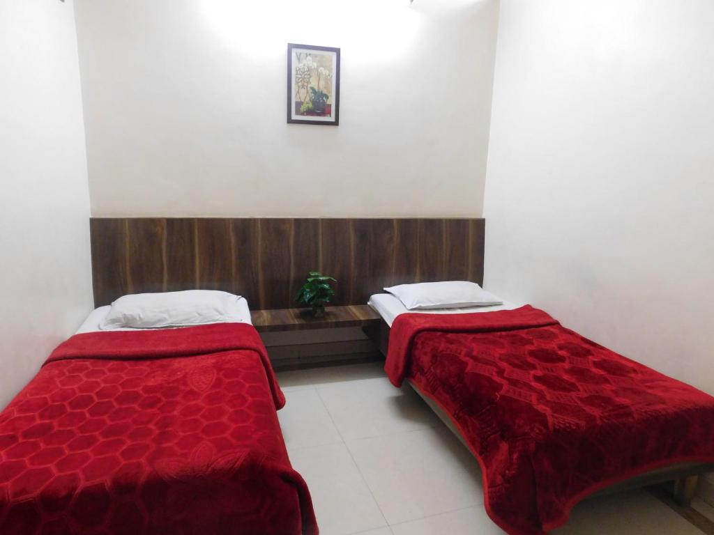 Shri Gita Hotel photo