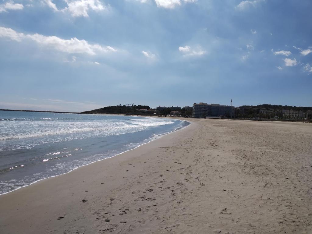Apartamento con gran terraza a 5 Min de la Playa y PortAventura - 4