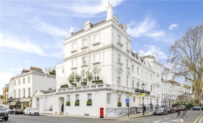 Beautiful 1 Bedroom Apartment Ovington Square — Hotel in London