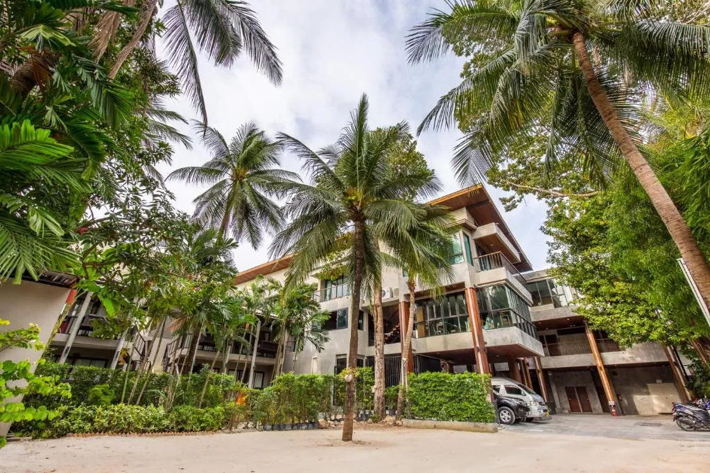 J4 Samui Hotel - SHA Plus，位于查汶的酒店