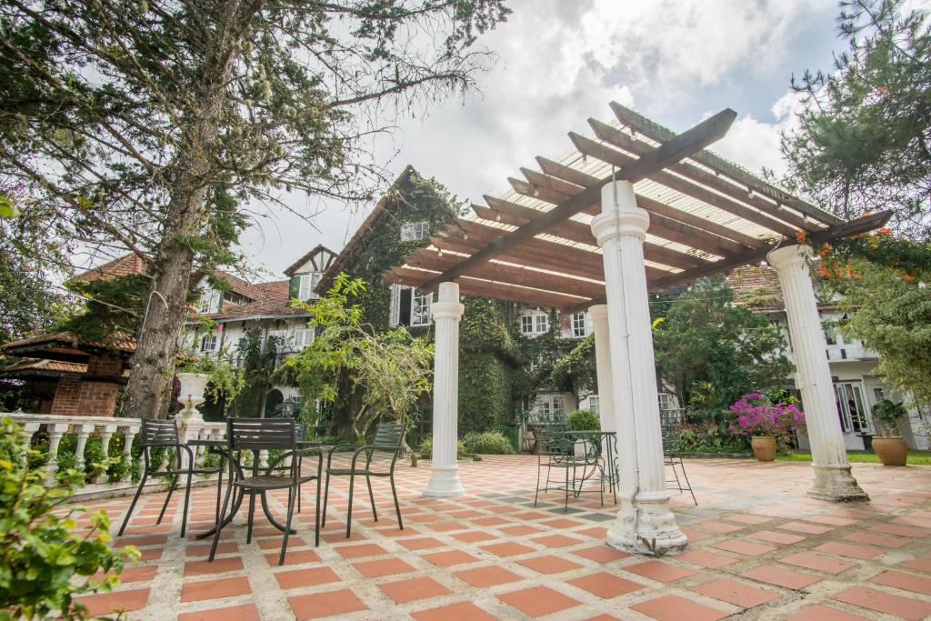 Garden, The Bala's Holiday Chalet in Cameron Highlands