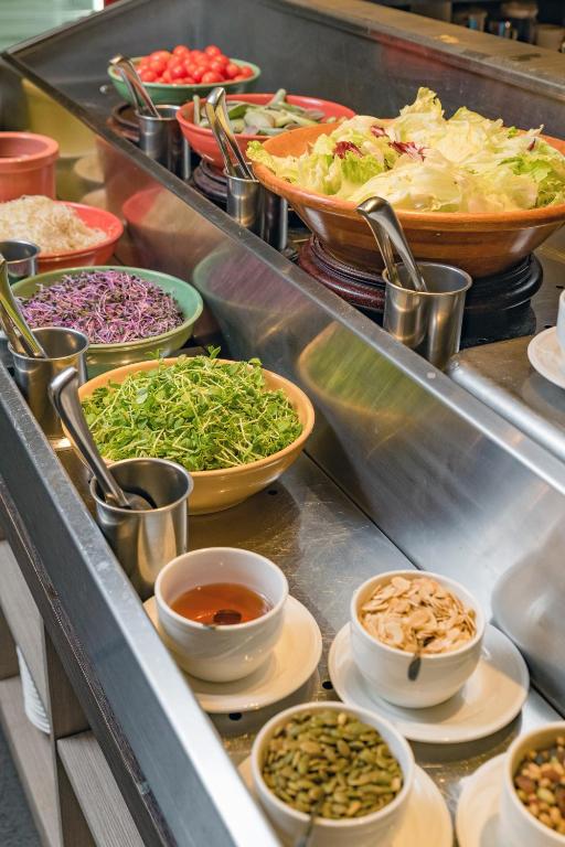 Mâncare şi băutură