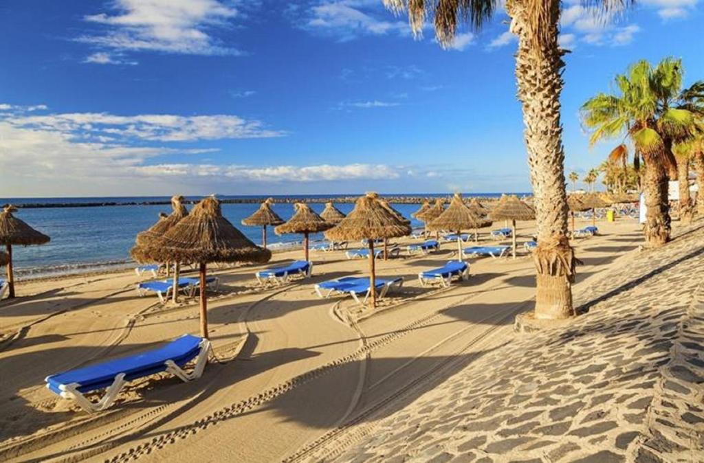 Shining Gold El Dorado — Hotel in Tenerife