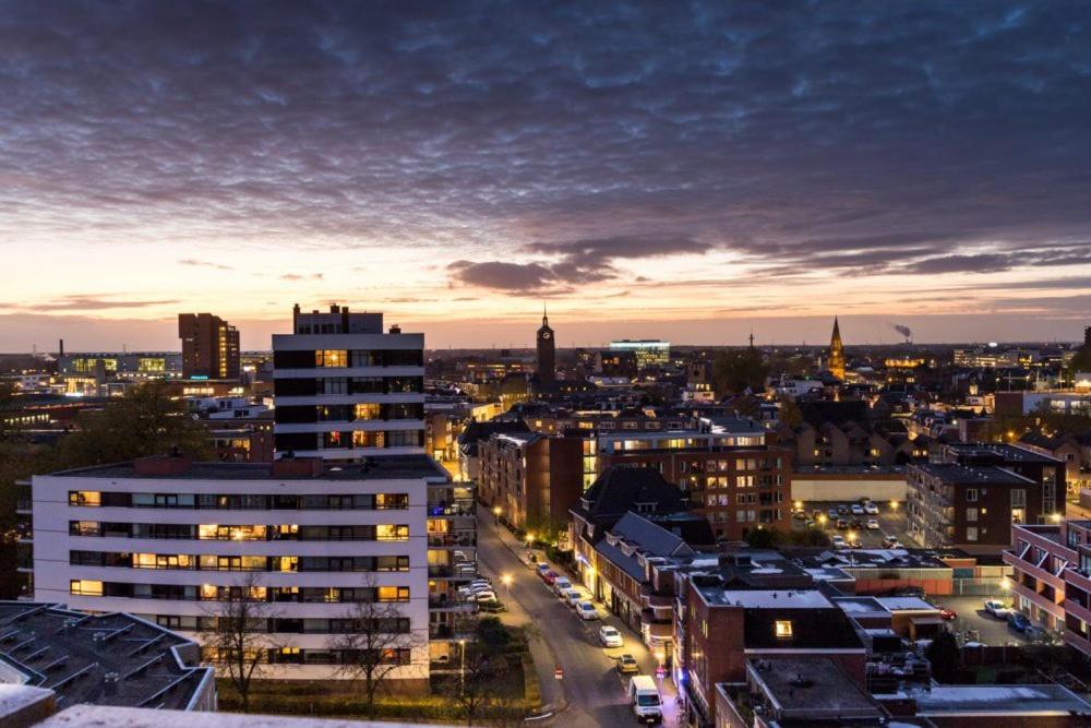 City centre apartment with a beautiful view expat Enschede book