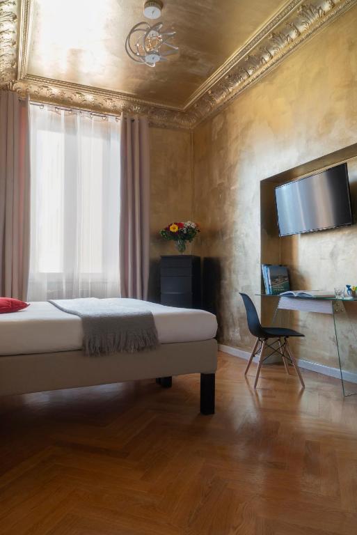 Riviere Private Rooms at the Park photo