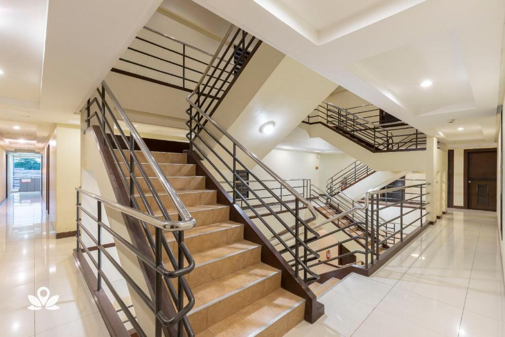 Facilities, ORCHARD HOTEL in Davao City