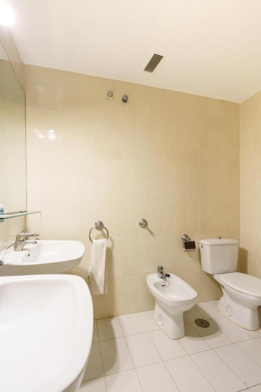 OYO Hotel Las Cumbres photo