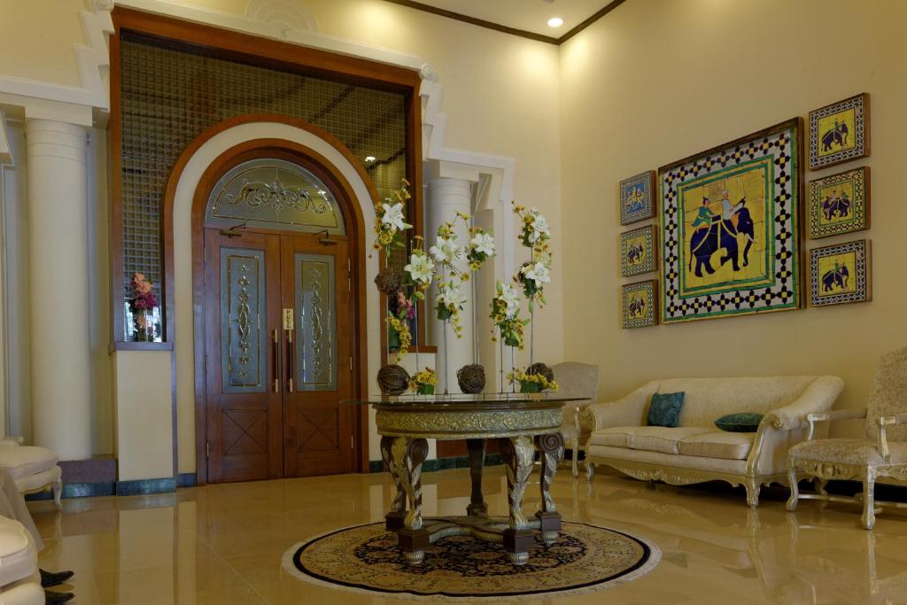 Faletti's Hotel Lahore photo
