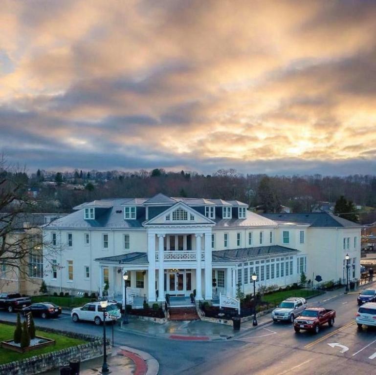 The Inn at Wise photo