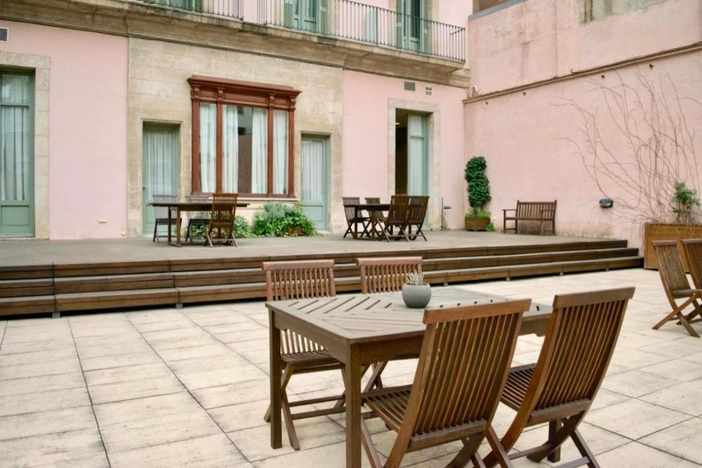 Hotel Onix Rambla — Hotel building in Barcelona, Catalonia