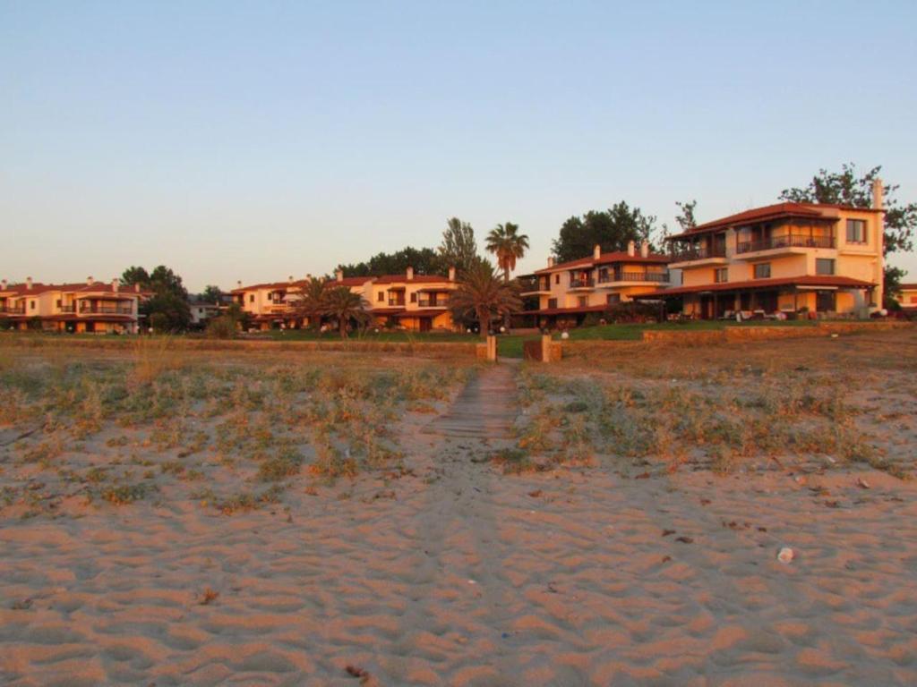 Summer House @Fourka Beach photo
