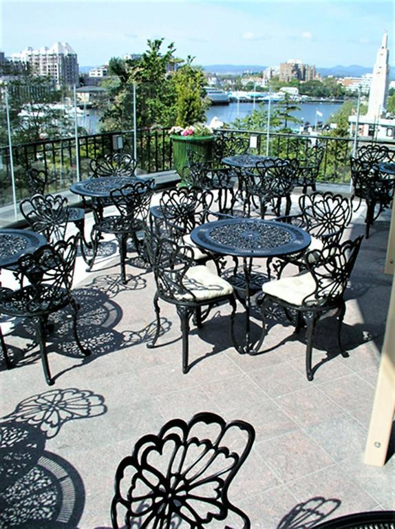 The Inn at the Union Club of British Columbia photo
