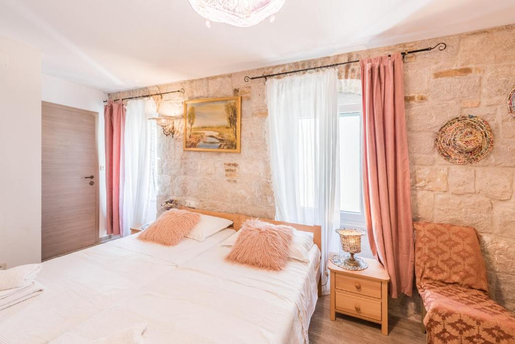 Kovacic Rooms — Hotel in Split