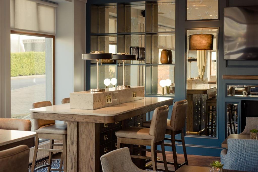 Bar/lounge