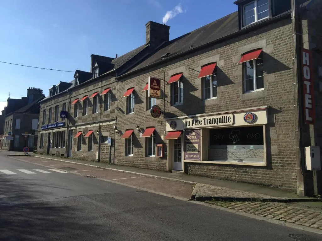 Au Père Tranquille, hotel in Tinchebray