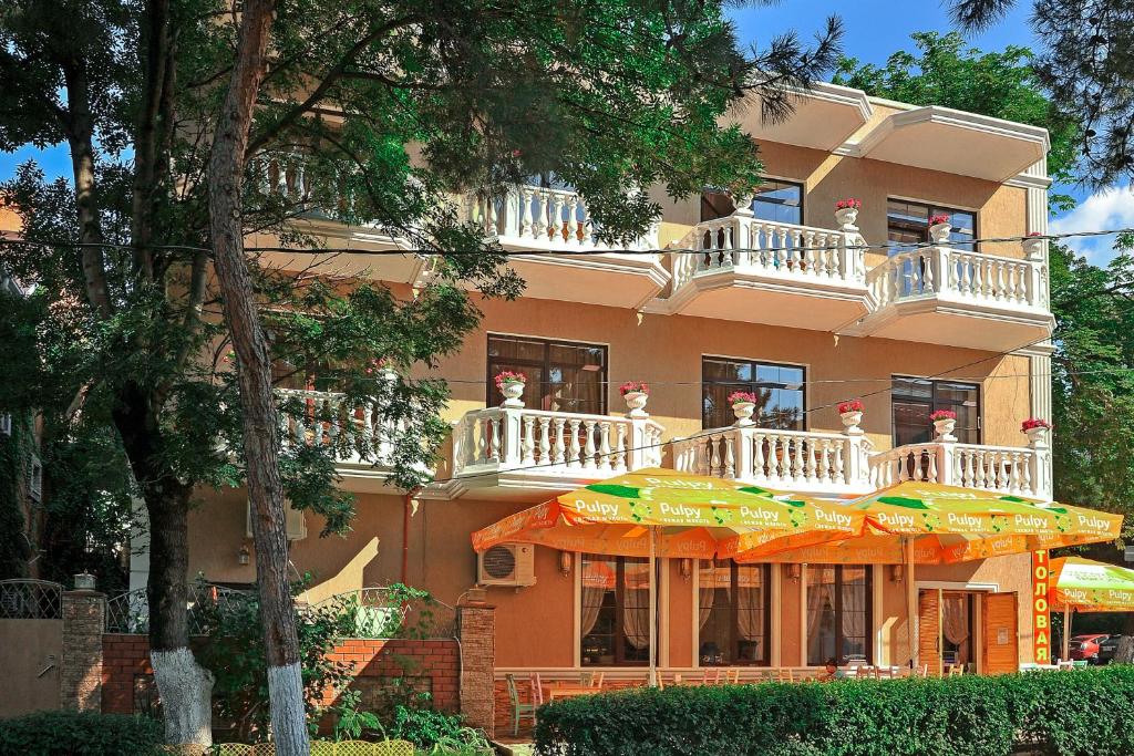 Hotel Kamelot