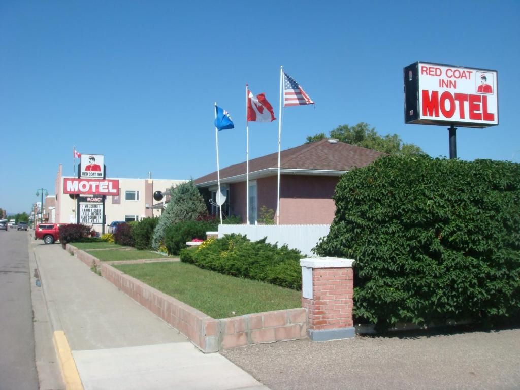 Hotels in Fort Macleod, Canada - price from $51 | Planet of Hotels