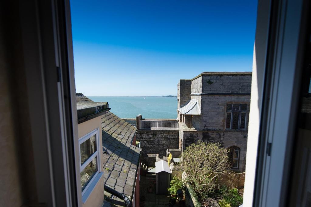 Victoria House, Caernarfon photo 6