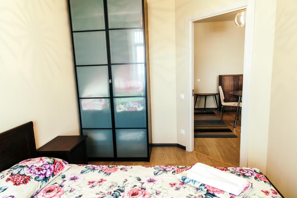 Апартаменты HomeHotelSochi с видом на город photo