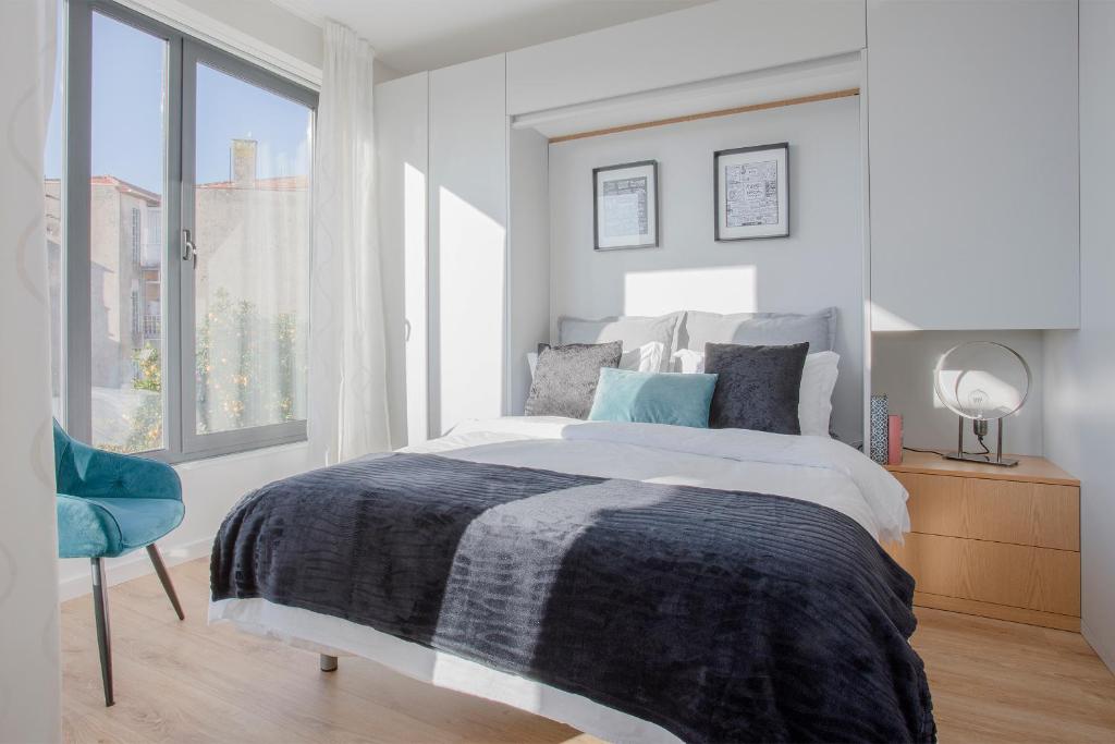 Liiiving in Porto I Bright Light Studio, Porto