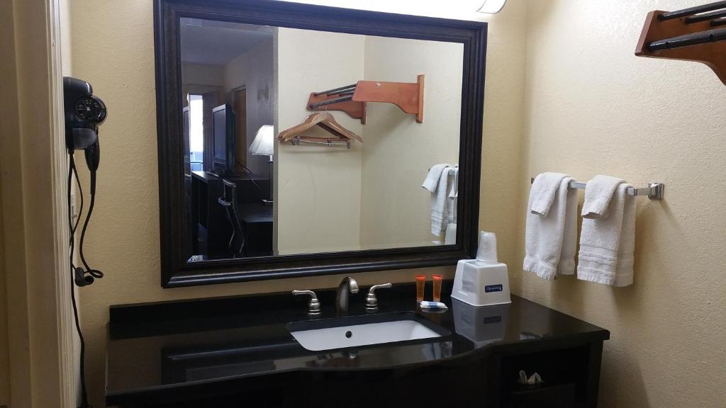 Travelodge By Wyndham Ridgeland Photo 6
