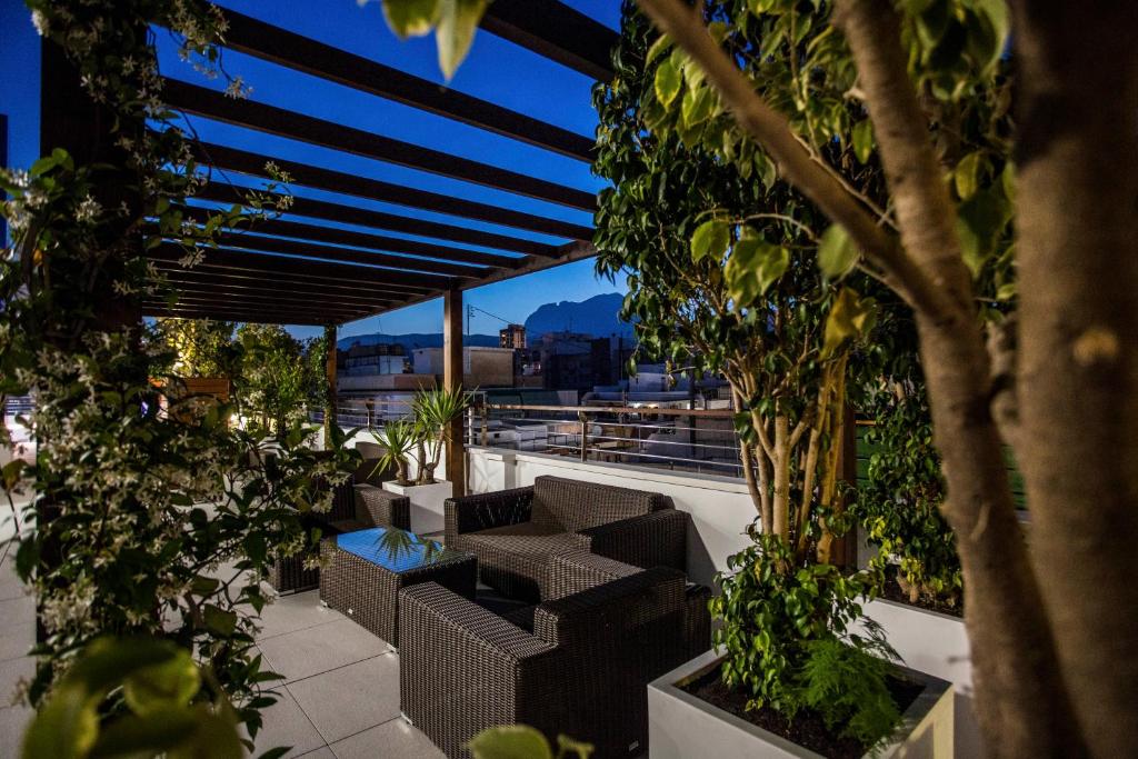 Hotel Voramar — Restaurant & bars in Benidorm, Valencian Community