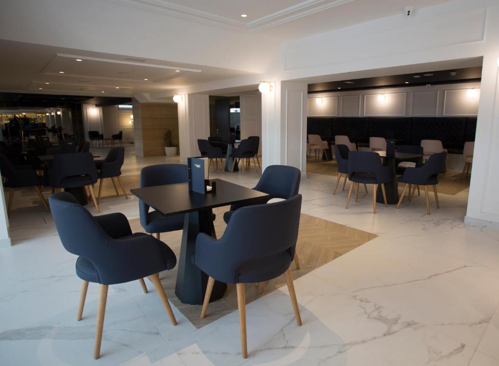Hotel Voramar — Hotel building in Benidorm, Valencian Community