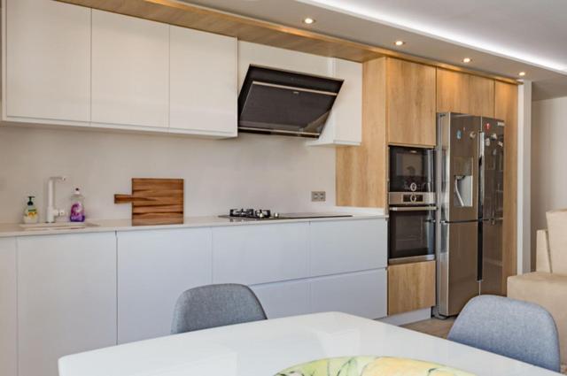 Bonito apartamento en Marbella primera linea playa - 4