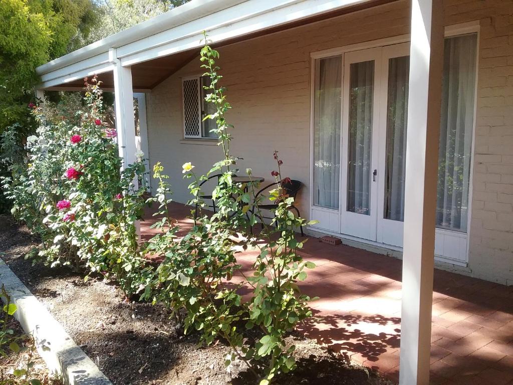 Tillbrook Cottage photo