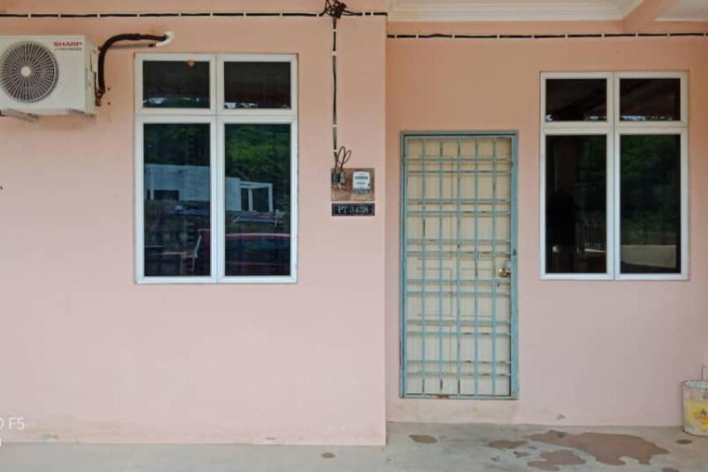 Didi Tanah Merah Homestay photo