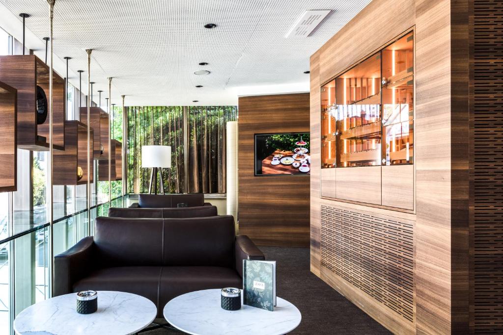 Bar/lounge
