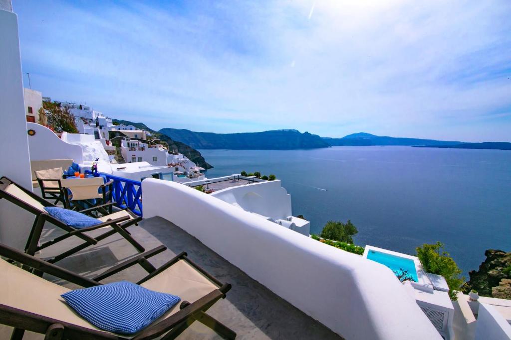 Ifestio Villas Oia photo