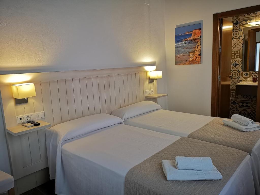 Hostal La Fonda - 2