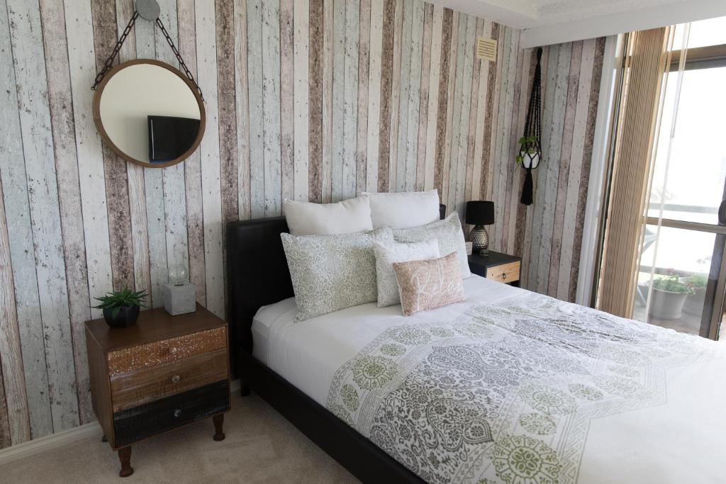 Beauty at the Beach - modern beachfront apartment photo