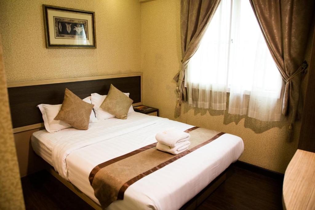 Valenza Hotel & Cafe photo