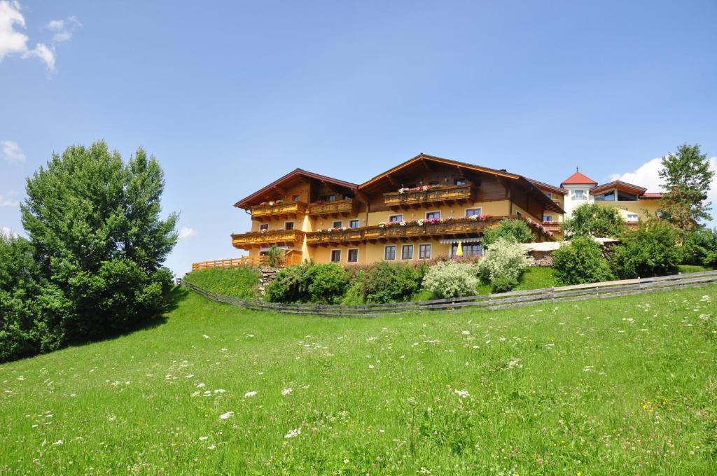 Appartement Haus Höllwart (Sankt Johann im Pongau)